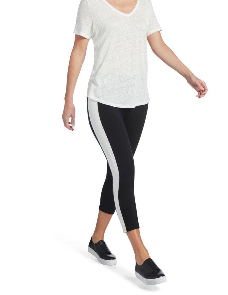 Colorblock Cotton Capri with Sport Waistband