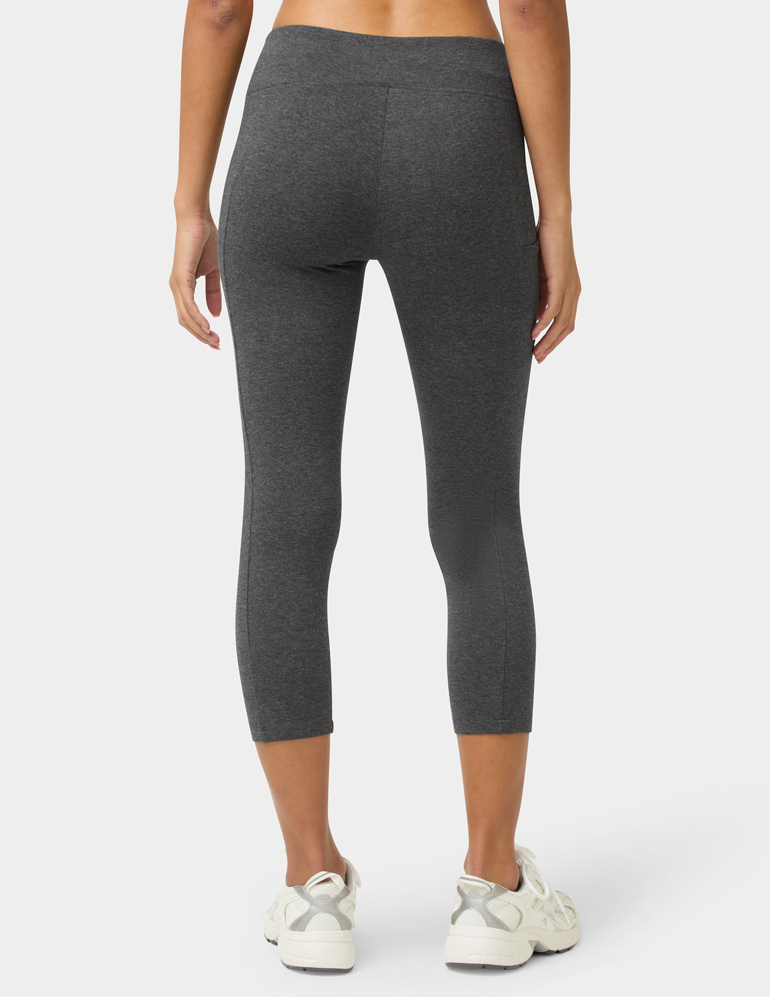Cotton Tech Pocket Capri – No nonsense